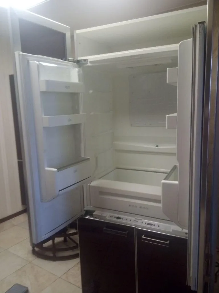 image from Установка испарителя на холодильнике Ariston